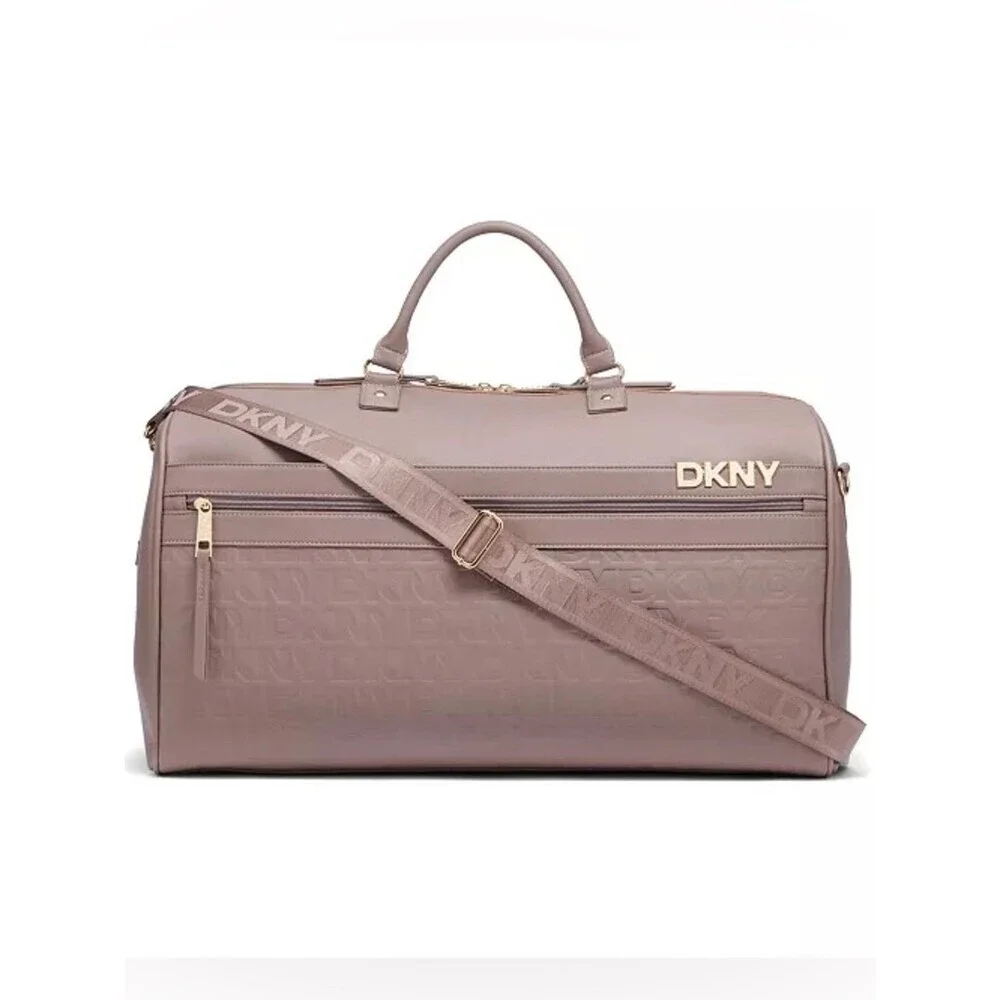 DKNY Clean Cut 21